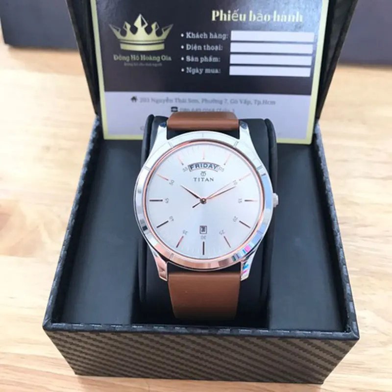 TITAN Trend White Dial Leather Strap Men's Watch - 1767SL01